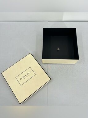 EMPTY jo Malone large box designer packaging storage gift dust shopping decor
